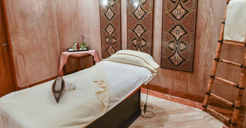 Empire Hotel And Country Club Brunei Bandar Seri Begawan Ngoại thất bức ảnh
